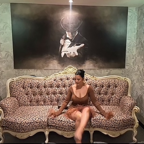 Meet your Posher, Clau - Picture 1 of 15